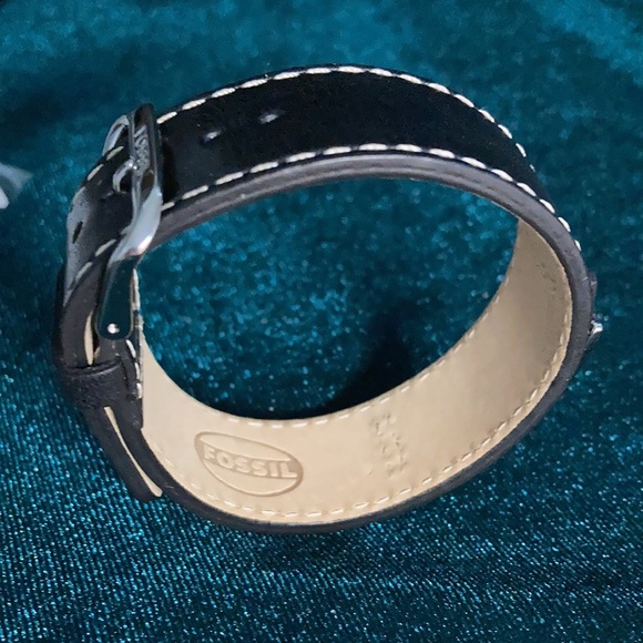 Fossil black leather initial bracelet - Picture 2 of 4